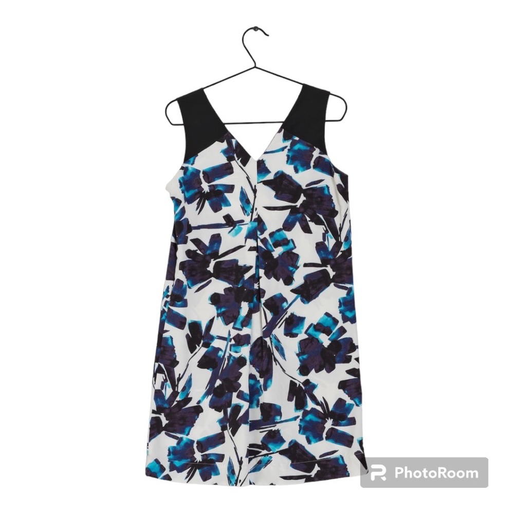 Simply Vera Vera Wang White Midi Dress with Black and Blue Floral Print